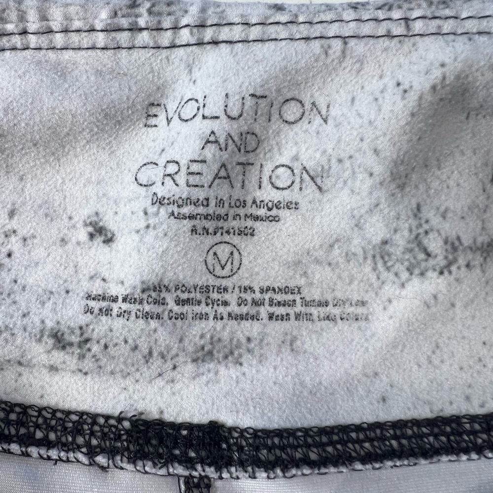 ✨Evolution and Creation medium Monochrome Artisti… - image 6